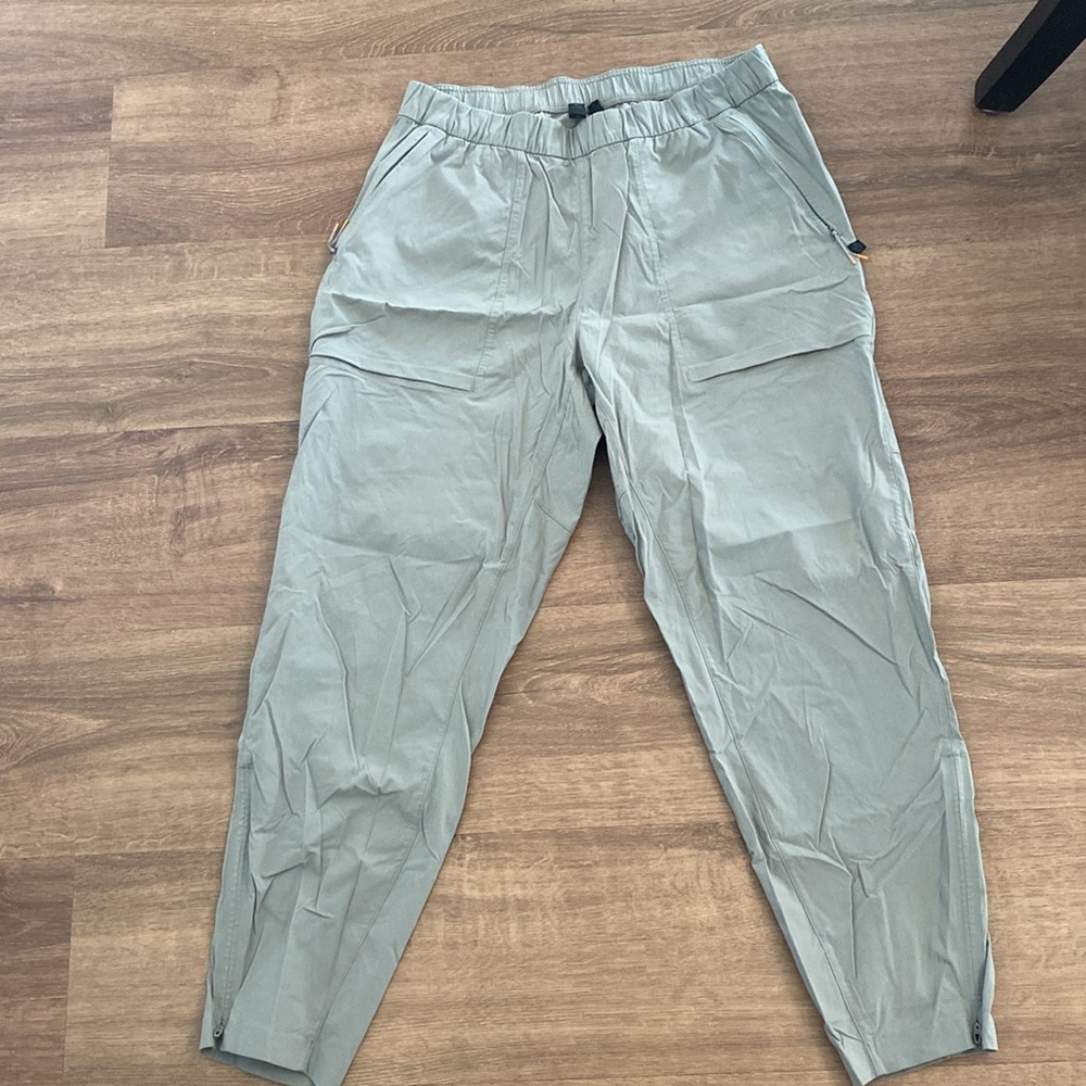 Lululemon pants